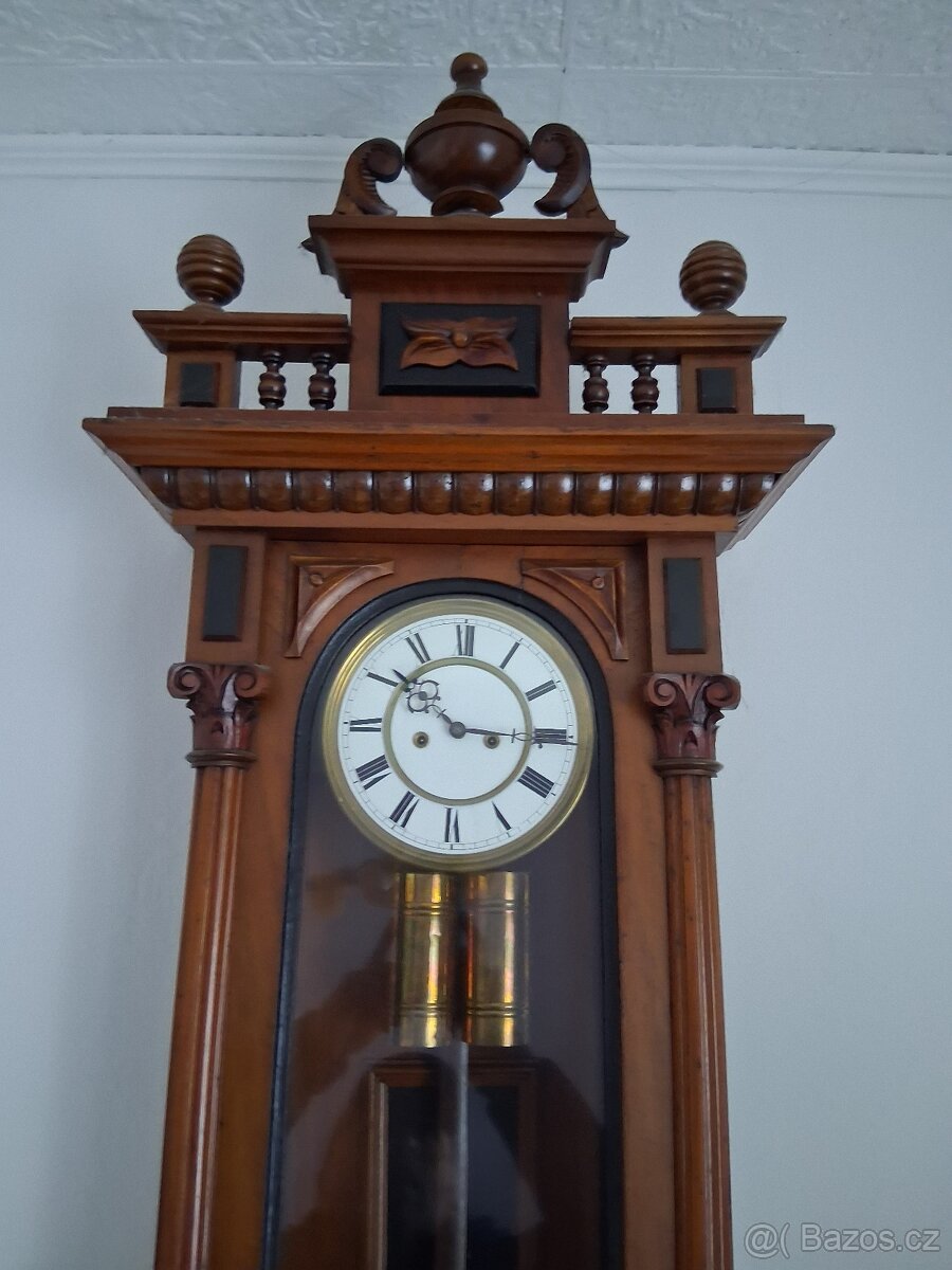 Krásné starožitné hodiny - 6