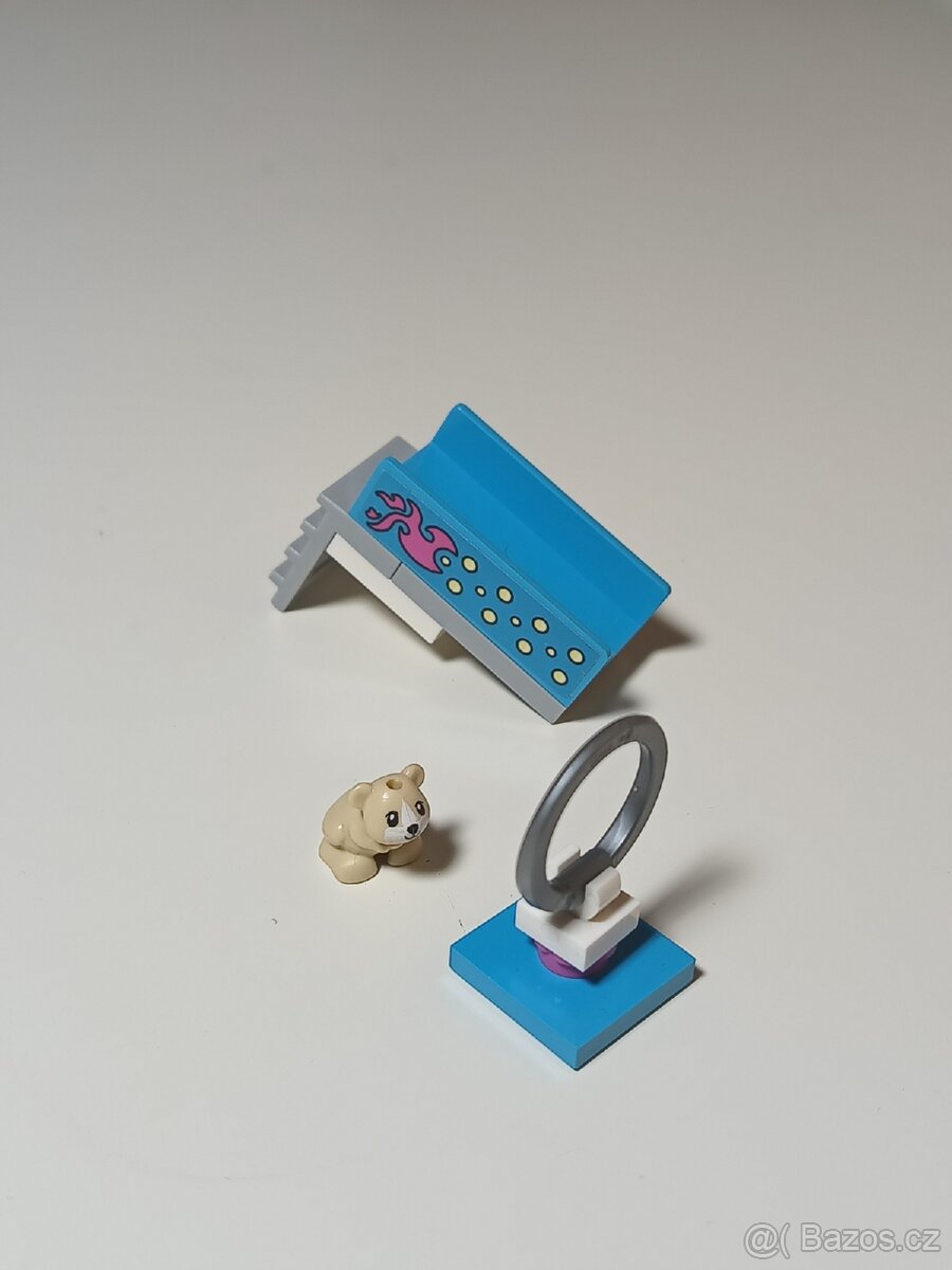 Lego friends Hřiště pro Oliviiny křečky - 6