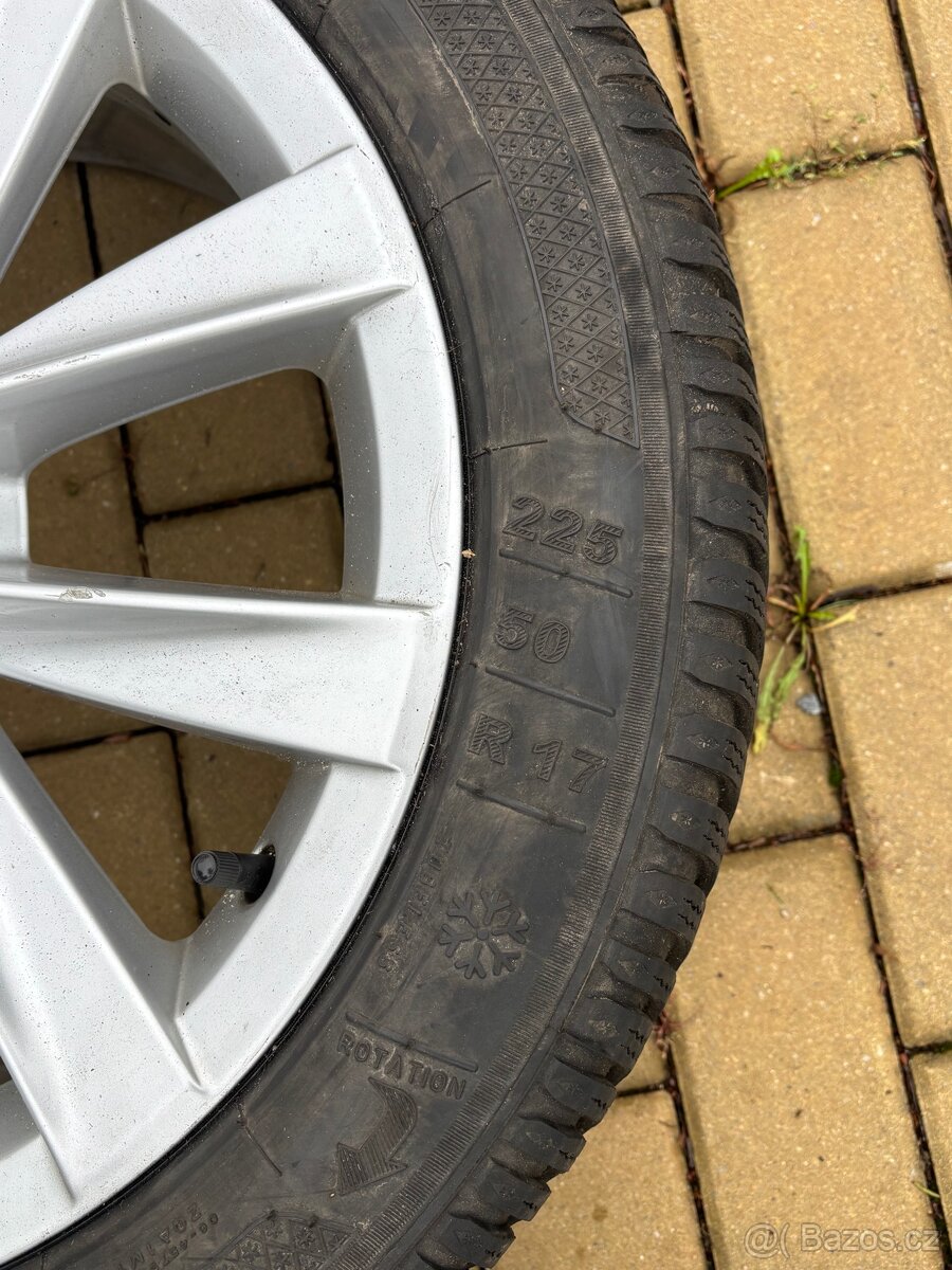 Originál ALU kola VW R17 zimní pneu 225/50 R17 - 6