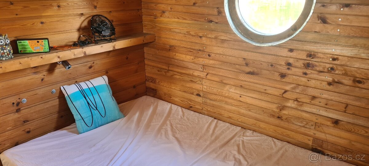 Prodám hausbot na ND nebo odtažení - 6