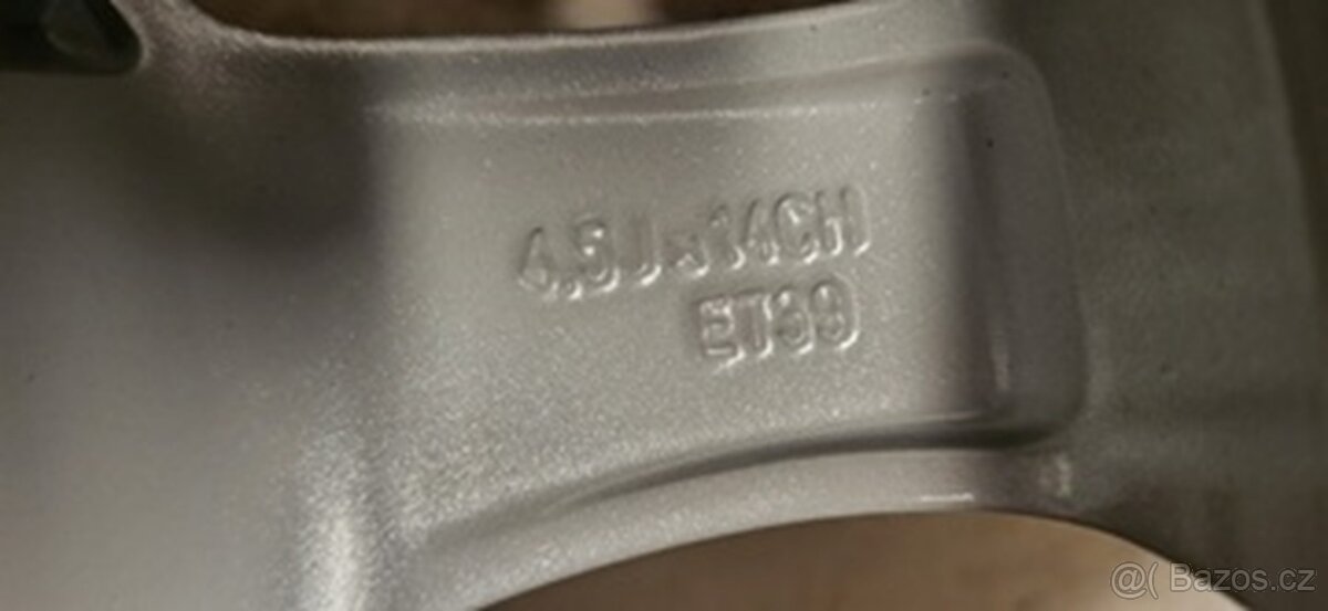 Prodám 3 ks disků včetně pneu 155/65 R14 - 6