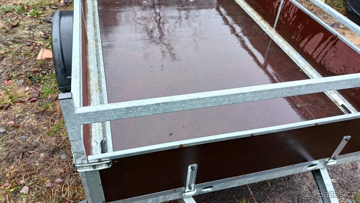 Přívěsný vozík 1300Kg , bržděný, - 6