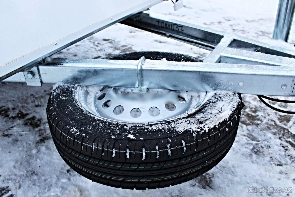 držák rezervního kola na přívěs 02 - 6