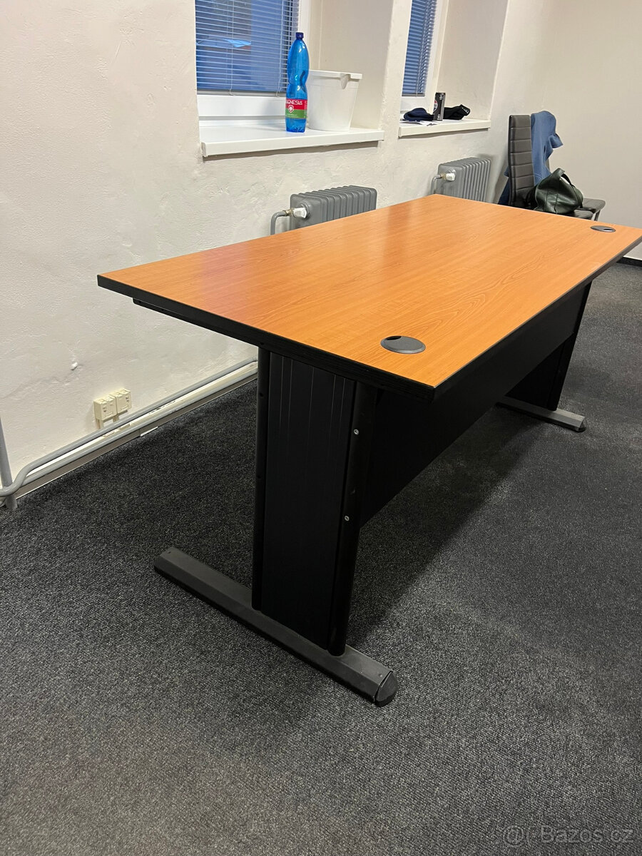 Kancelářský nábytek - 6