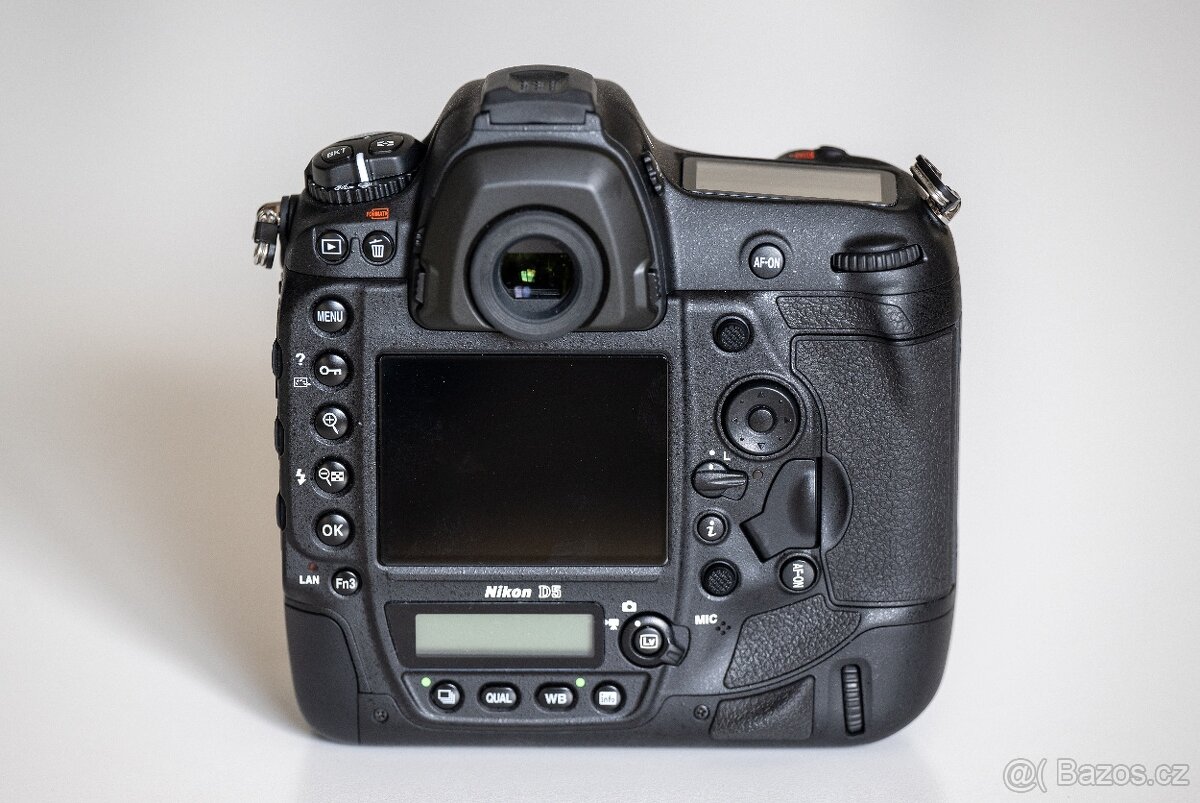 NIKON D5 - 6