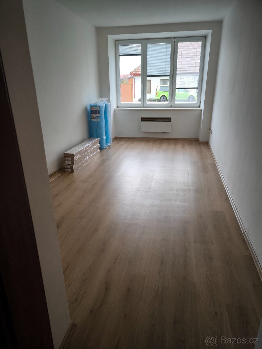 4+kk se šatnou 102,8m2 + zahrada - 6