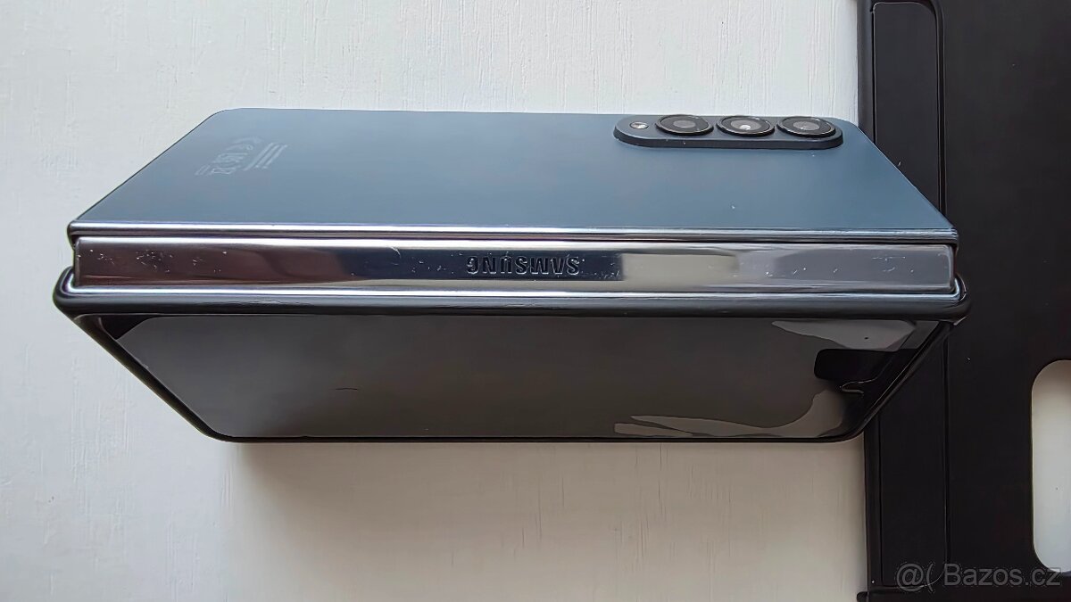 Samsung Z Fold 4 - 6