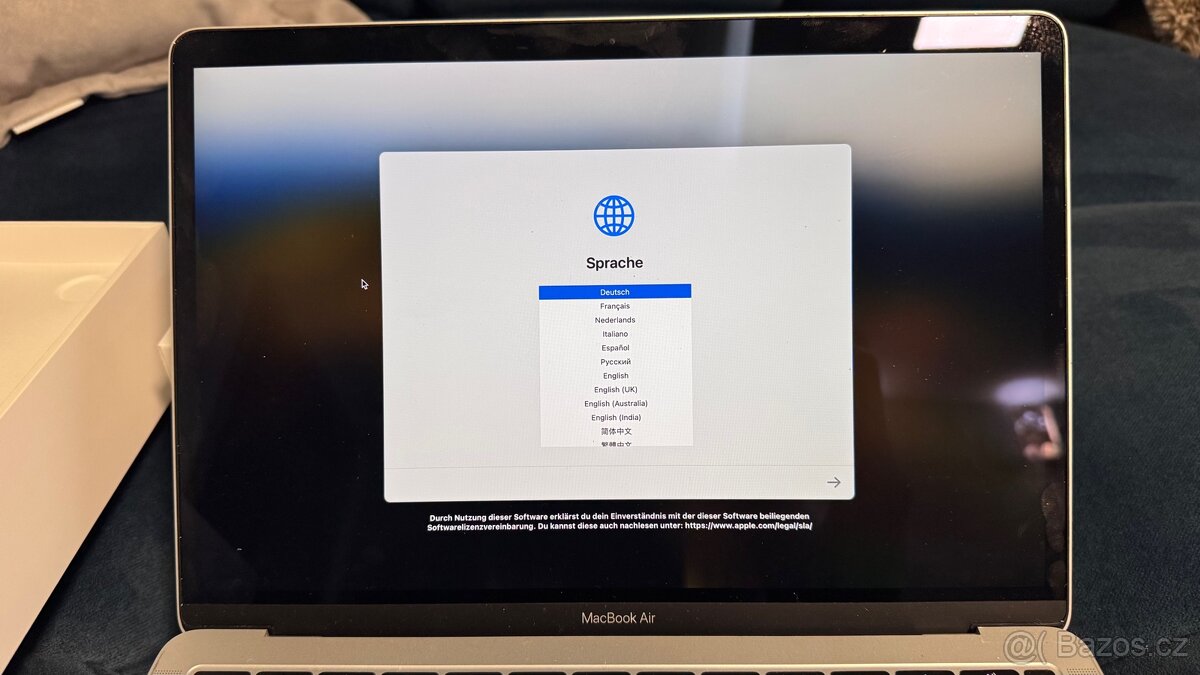 MacBook Air 13” (2020) – Intel Core i5, 8 GB RAM, 128 GB SSD - 6