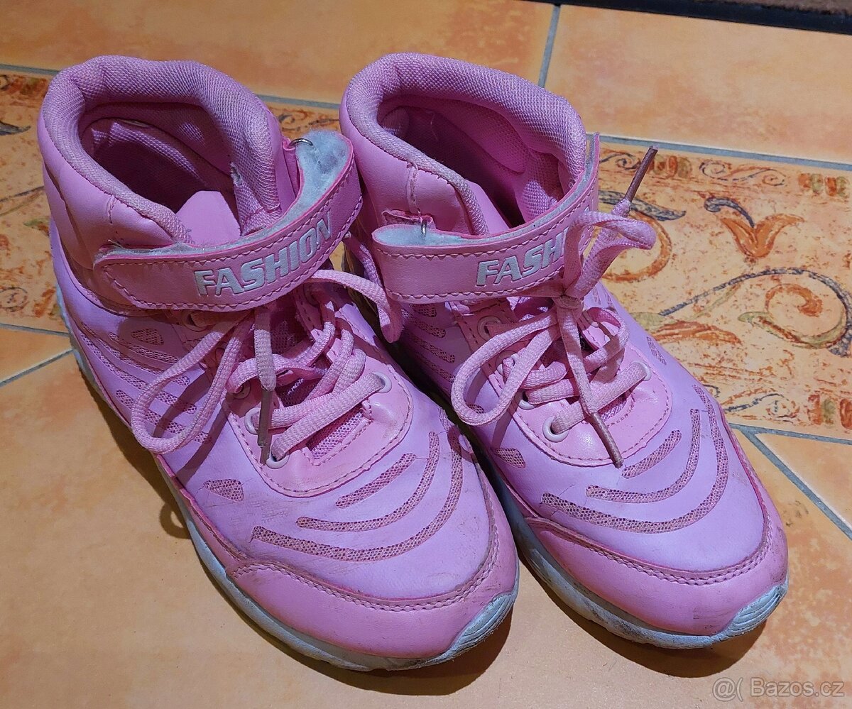 Detske boty 34 a 36 - pěkné a levné - 6