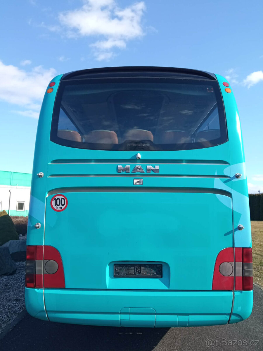 Man Lion´s Coach - 6