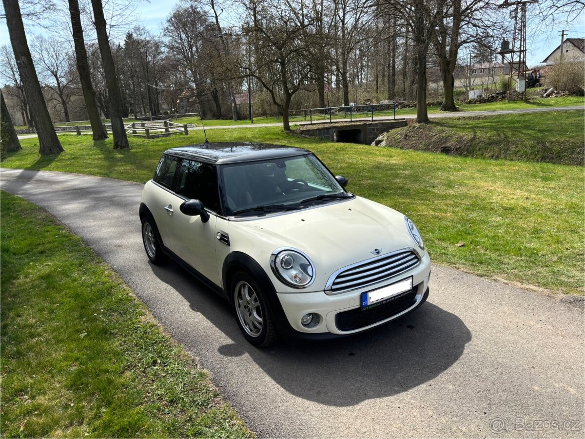 MINI Cooper D R56 1.6 / 82 kW / 2011 - 6