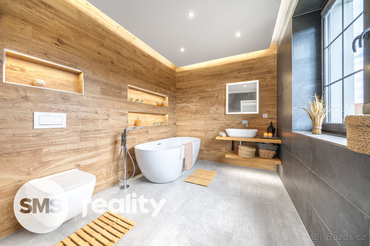 RD 4+1, 225 m2 (včetně garáže a terasy), pozemek 1061 - 6