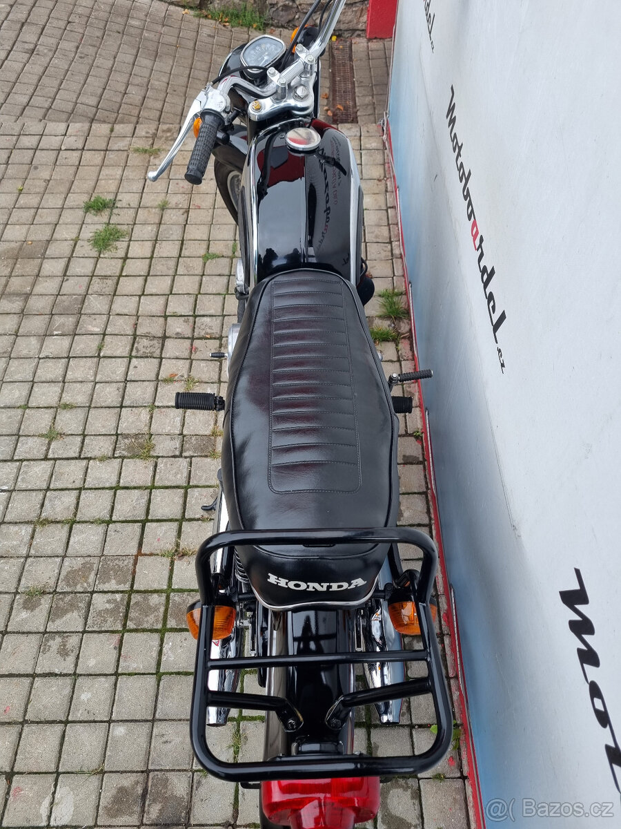 Honda CD 175 - 6