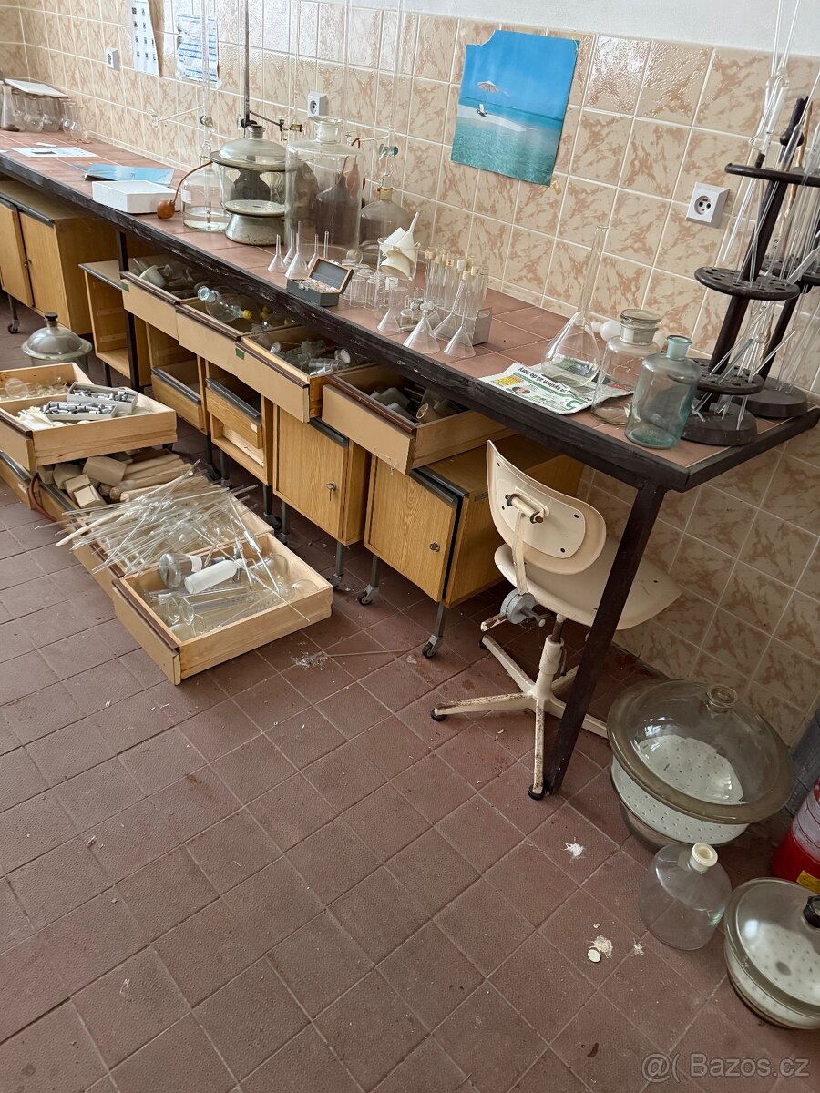 Laboratorní sklo - 6