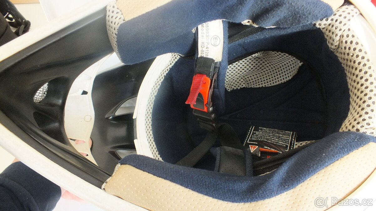 Integrální přilba na MTB downhill - 6