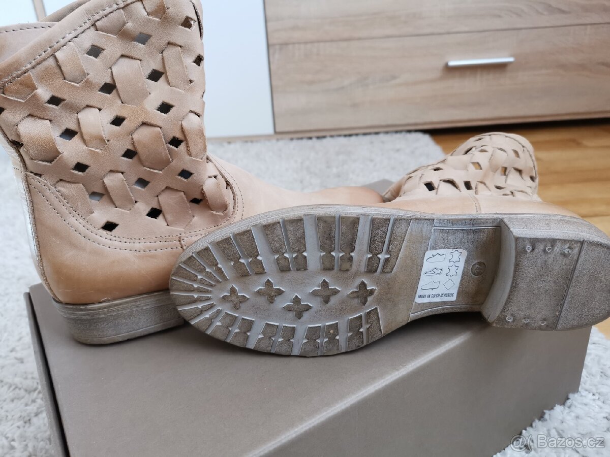 Kožené boty zn. Baťa - 6