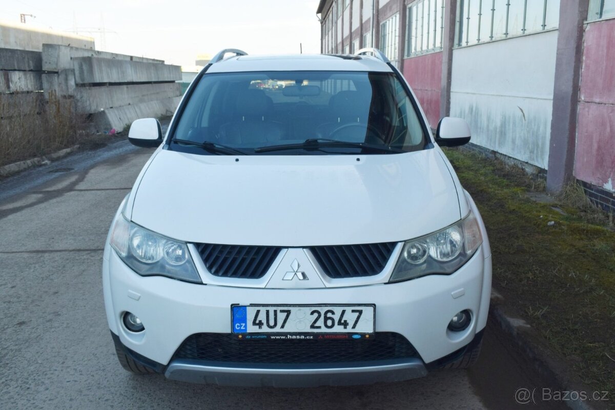 Mitsubishi Outlander 2.0Di-D 4X4/ČR PŮVOD/VÝBAVA/ - 6