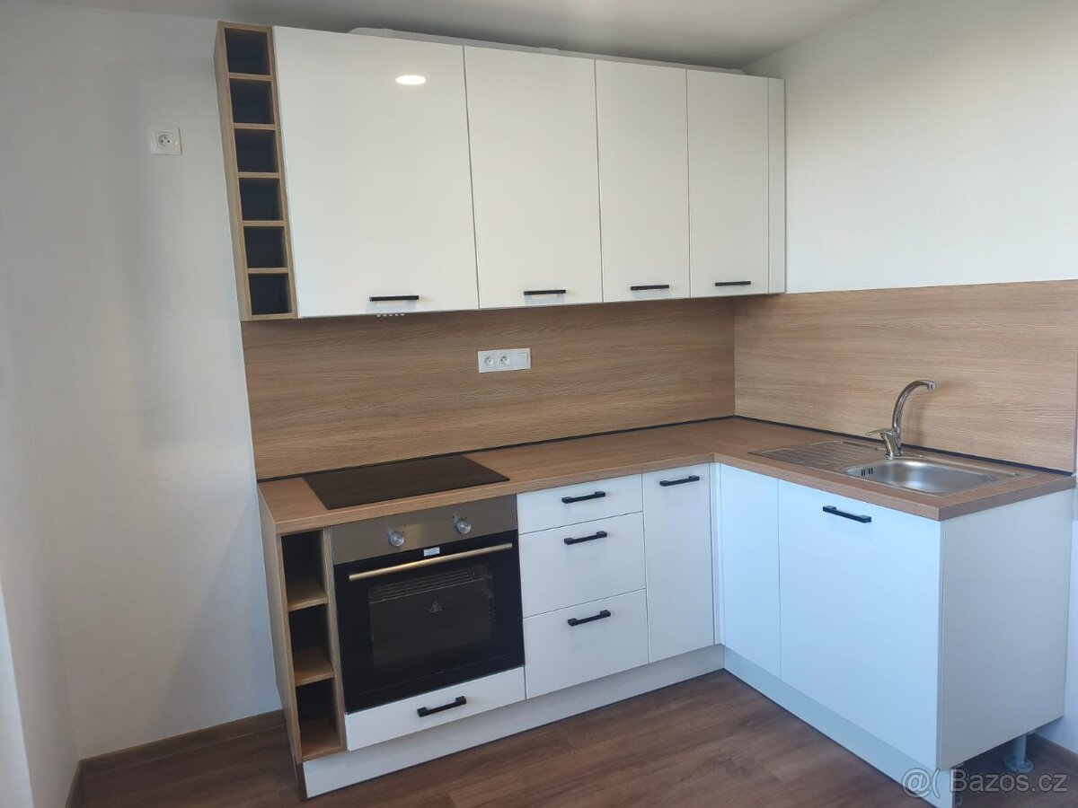 Pronájem bytu 1+1 33 m² - 6