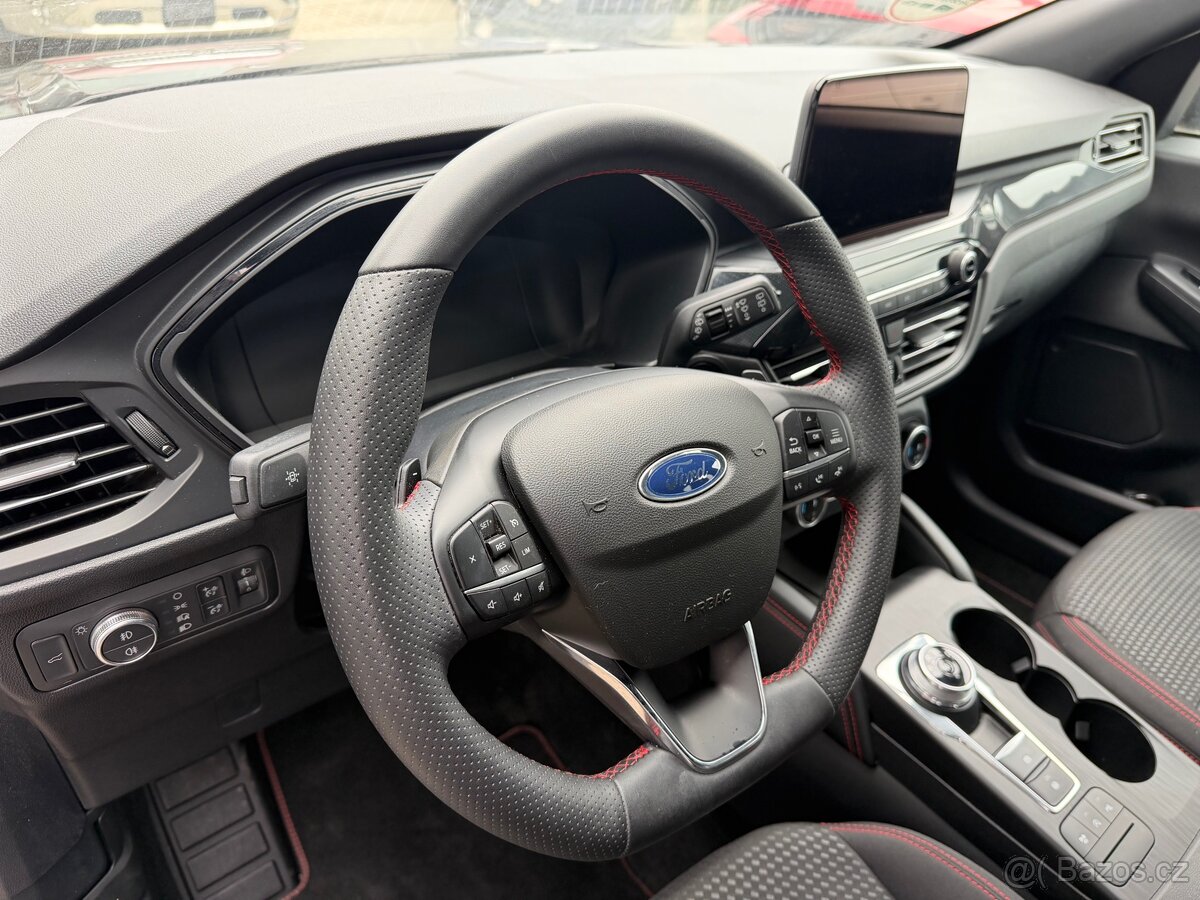 Ford Kuga 2.0 ST-LINE 2023r.v - lehce bourane - 6