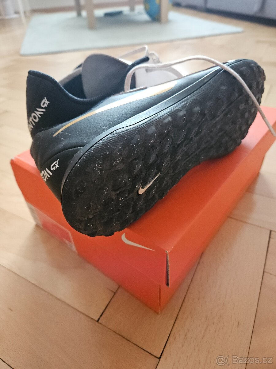 Prodám turfy Nike Phantom GX II vel.39 - 6