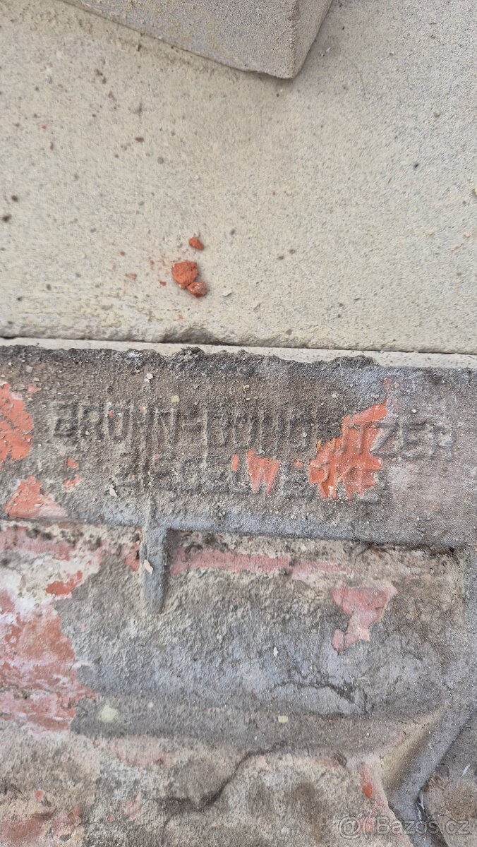 Střešní tašky (křidlice) - 6