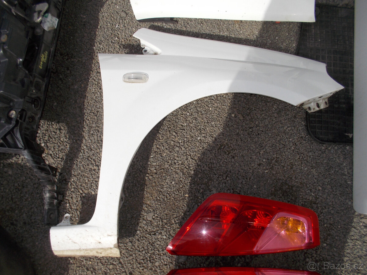 Karosářské díly Fiat Grande Punto bílá - 6