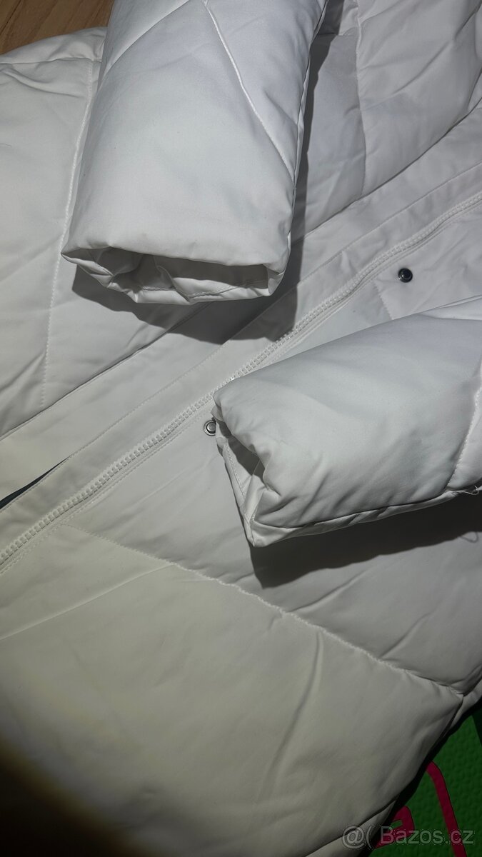 Bílý dámský zimní prošívaný kabát - 6