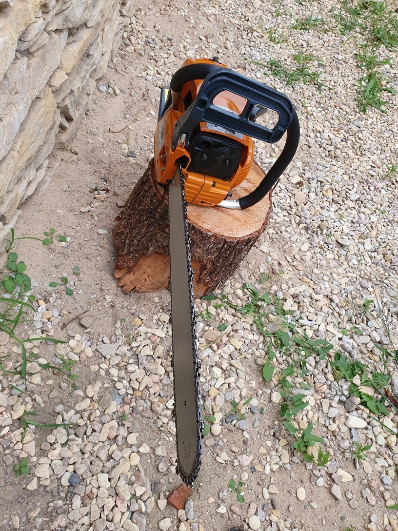 Motorová pila 2.4 kW NOVÁ - 6