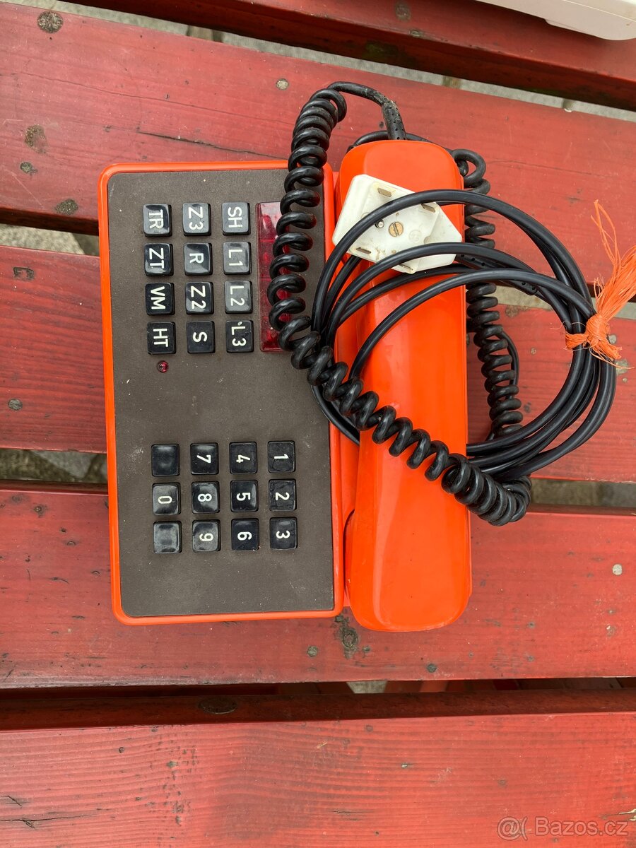 Telefonní přístroje TESLA Stropkov - 6