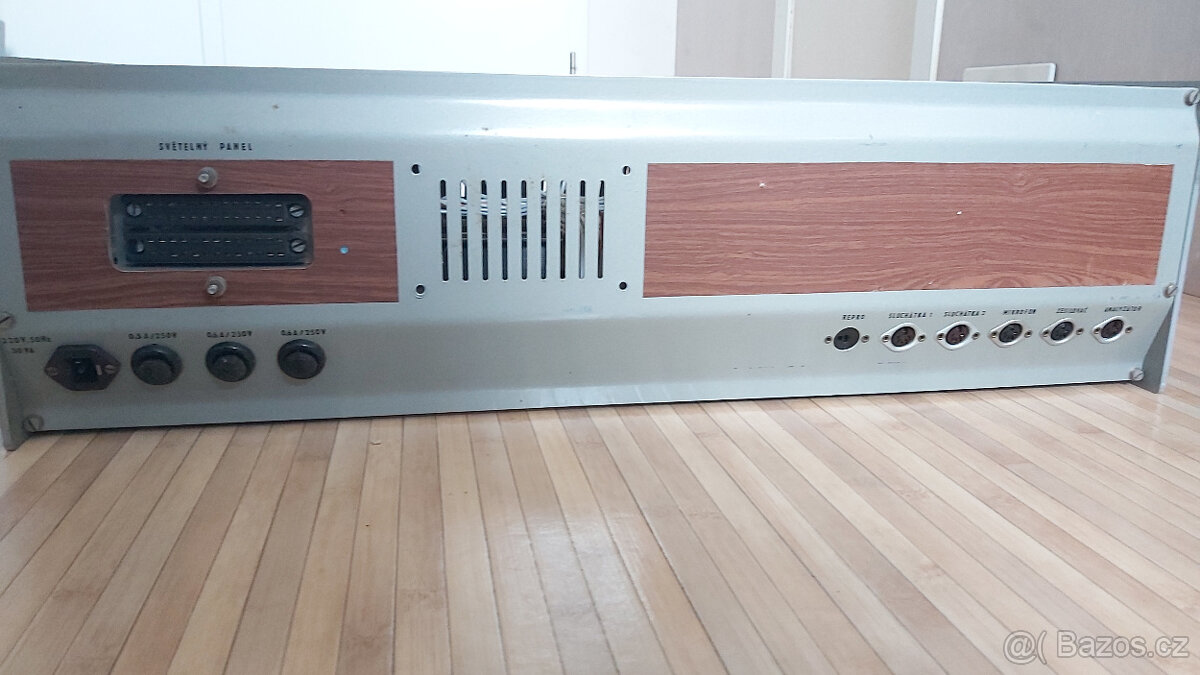 Elektronické klávesy retro - 6