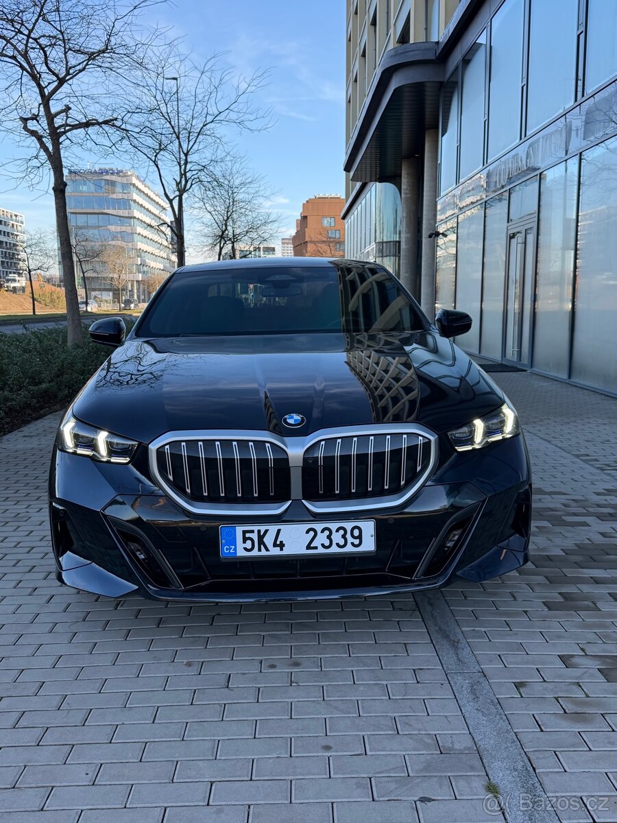 BMW 520 D top stav záruka Mpaket - 6