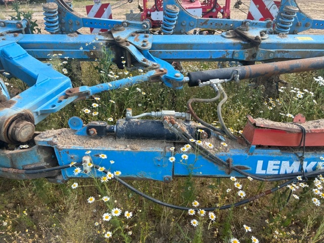 Pluh Lemken - 6