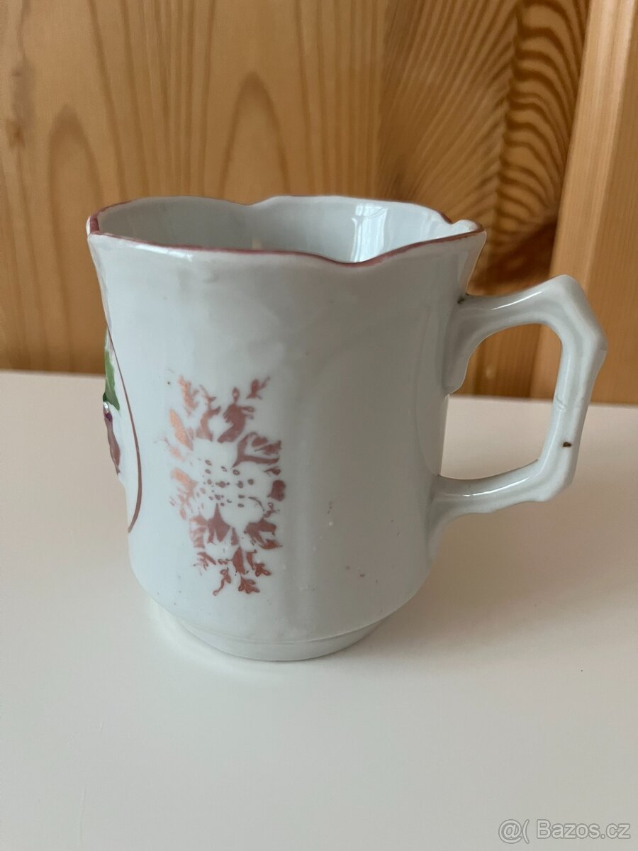 Starožitný hrnek - hroznové víno - 6