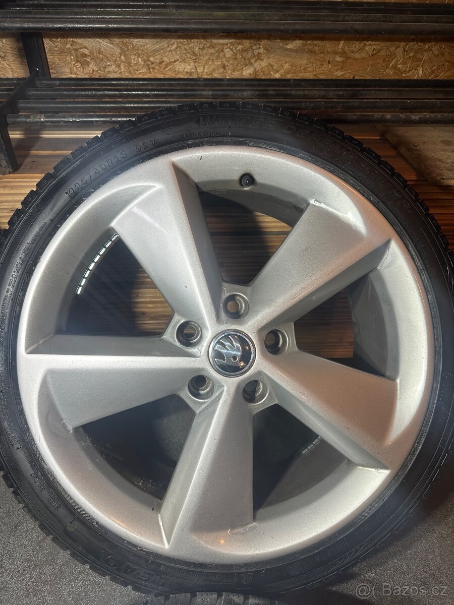 ALU Kola ŠKODA 5x112 R18 GOLUS Zánovní Zimní Pneu 225/40/18 - 6