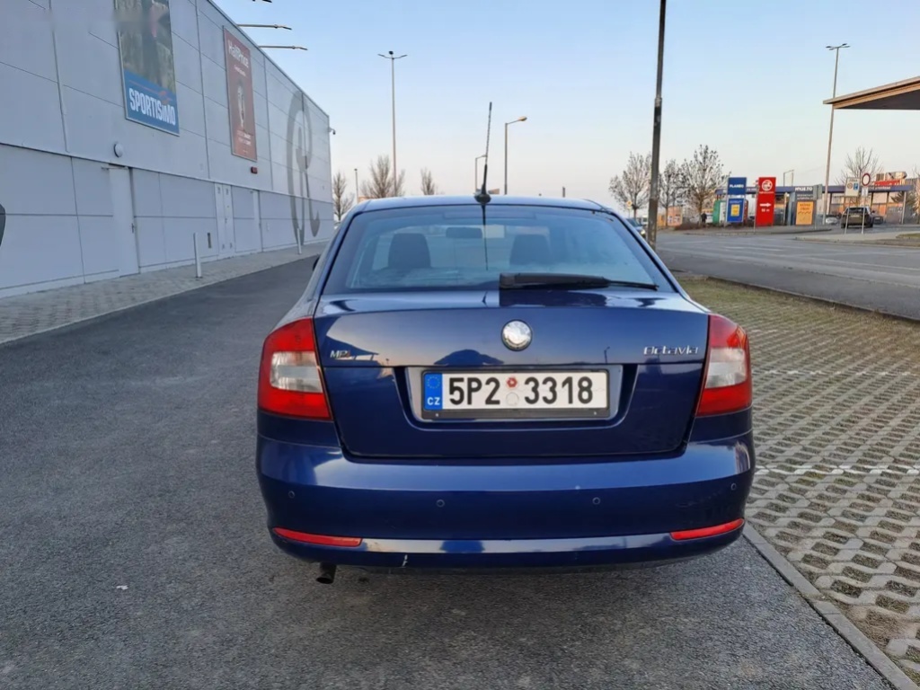 Škoda Octavia, 1.6i 75KW ELEGANCE 2.MAJITEL - 6