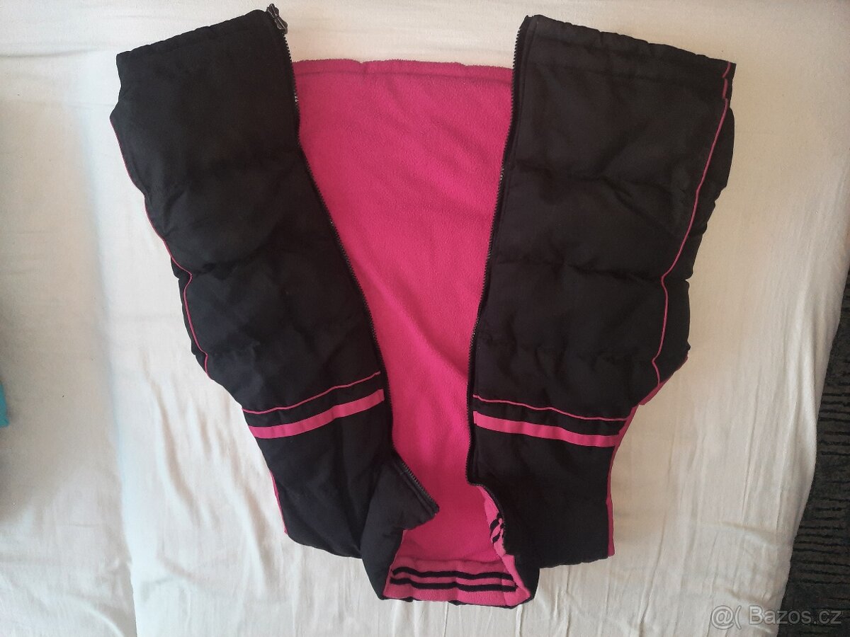 Teplá oboustranná vesta vel. M - 6