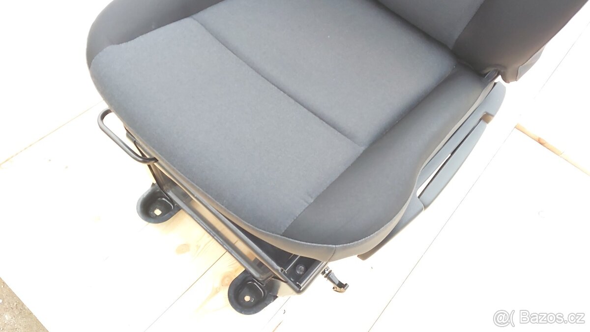 Renault Master – Sedadlo řidiče - 6