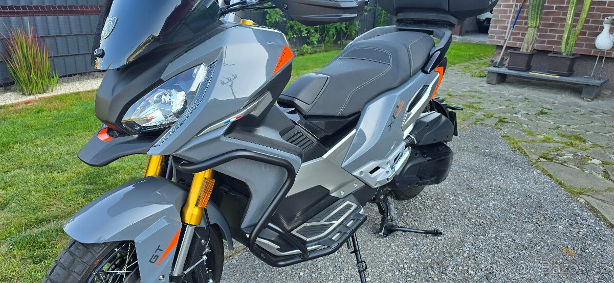 PEUGEOT XP 400 GT - 6