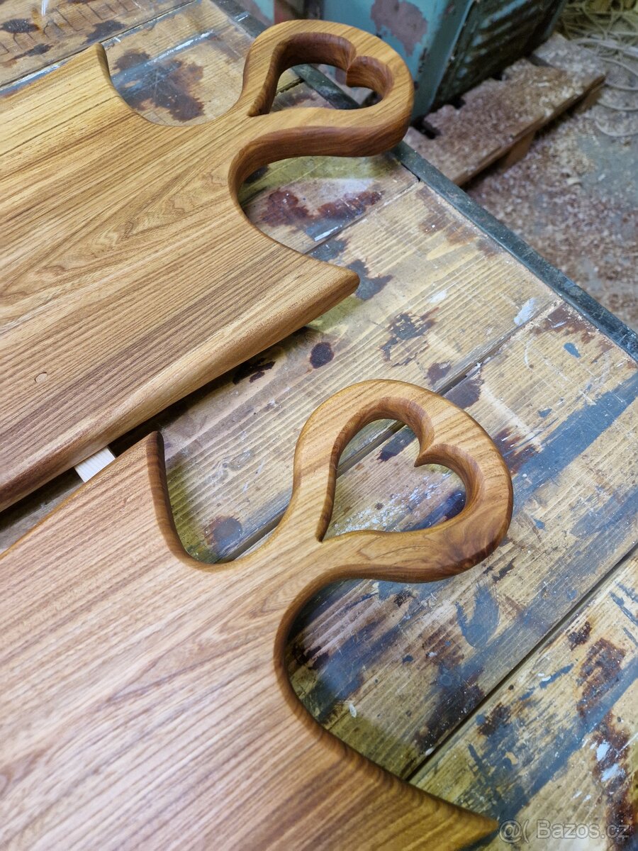 Masivní dřevěná prkénka, servírovací podnosy - 6