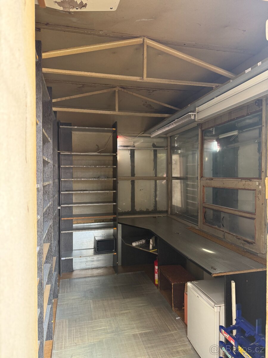 Trafika - obchodní bouda - 6