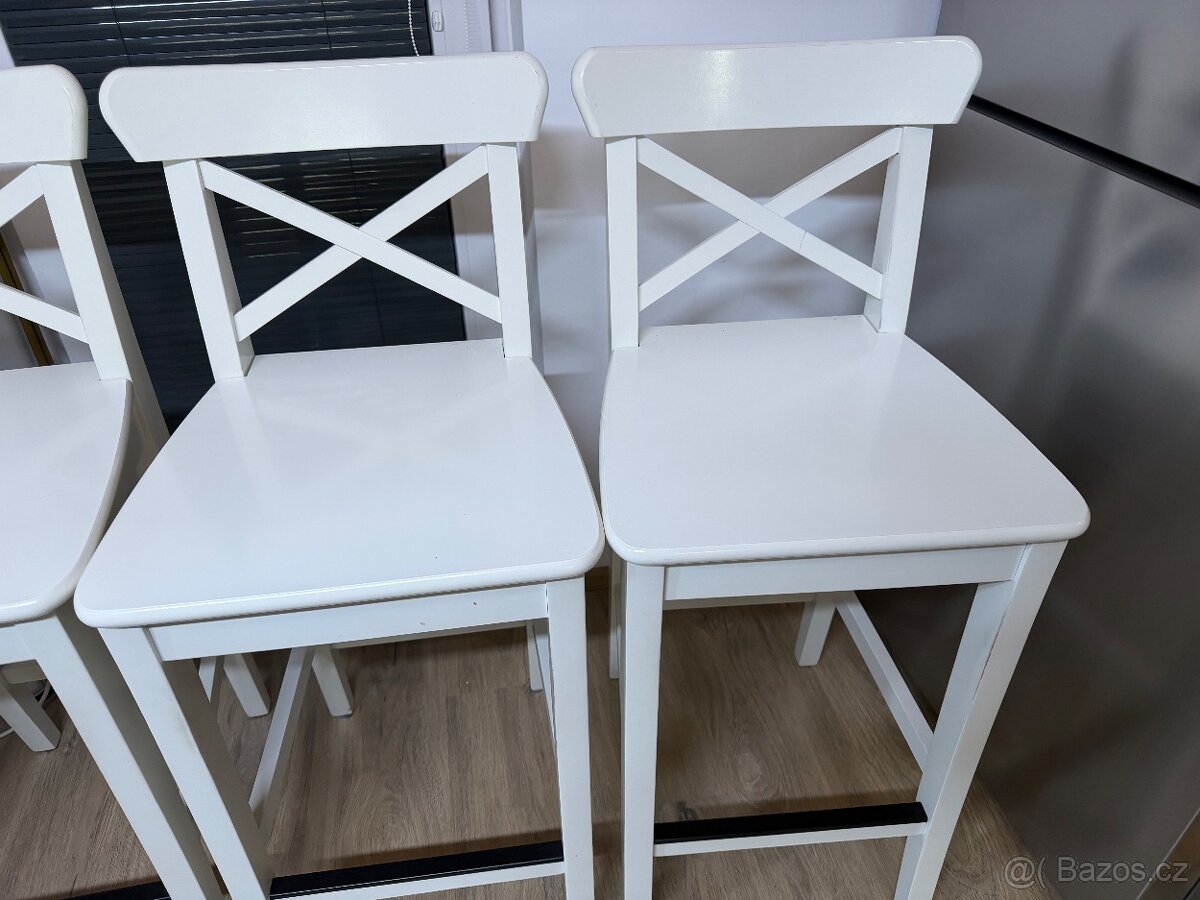 Stůl / ostrůvek TORNVIKEN + 4 židle ROSENTORP - 6