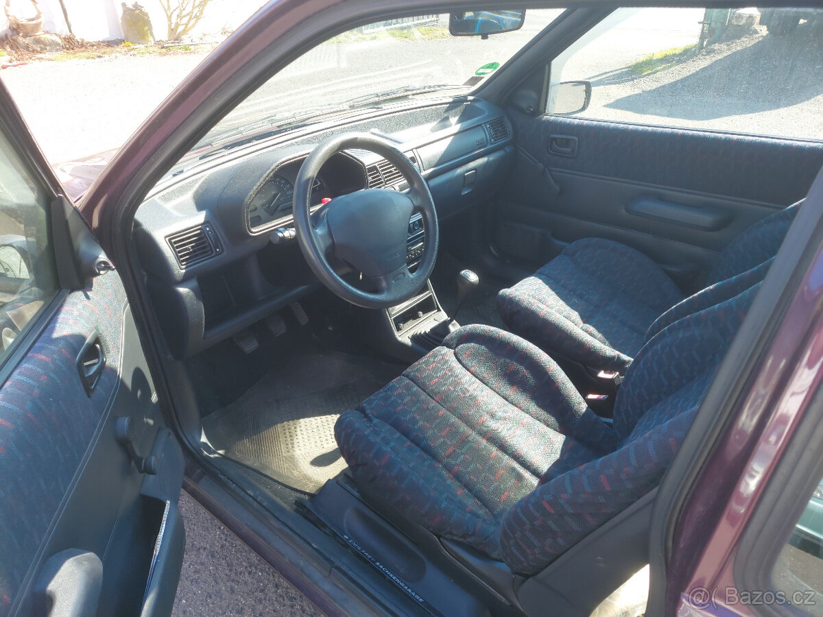 FORD FIESTA 1.3i - 6