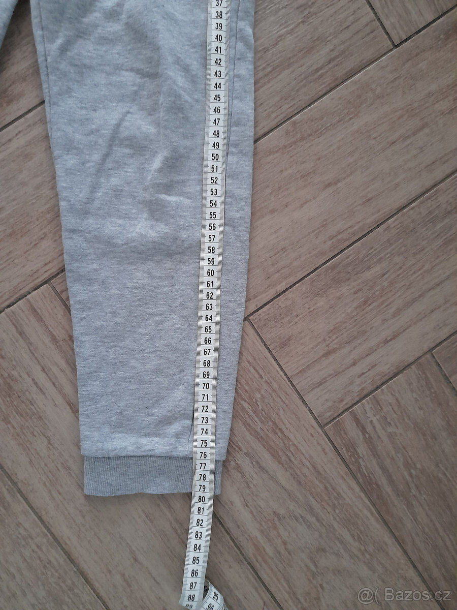 Dětské tepláky vel. 134/140, zn. Kids - 6