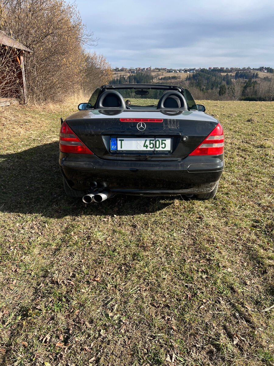 MERCEDES BENZ SLK - 6