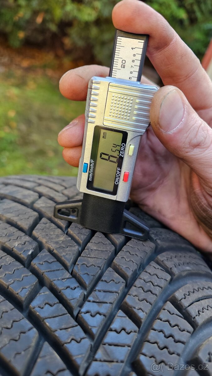 Zimni pneu 205/55/r16 Nexen 8,8mm - 6