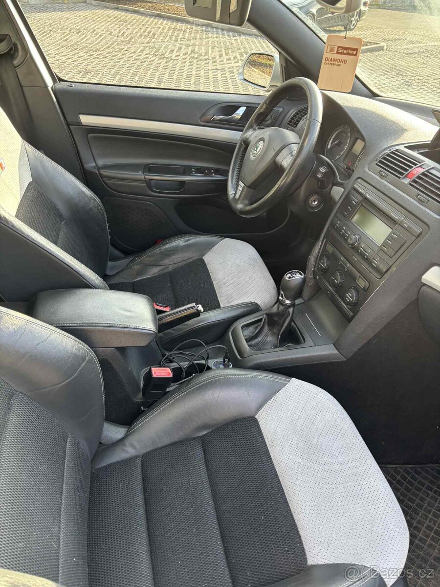 Škoda octavia rs 2.0tdi 125kw - 6