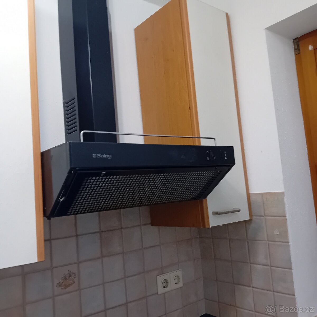 Kuchyňská linka se spotřebiči - 6