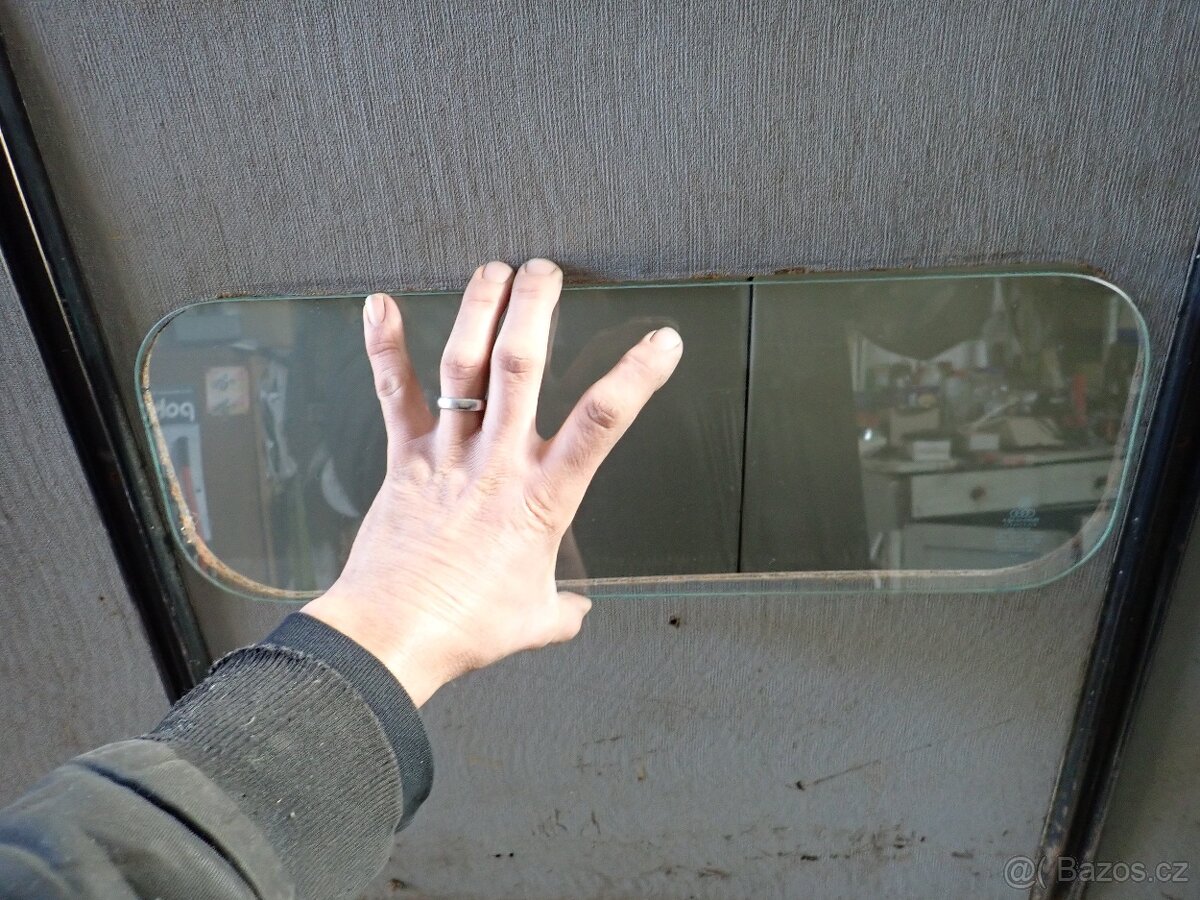 Prodám dobovou přepážku, dva v jednom překážku.. - 6