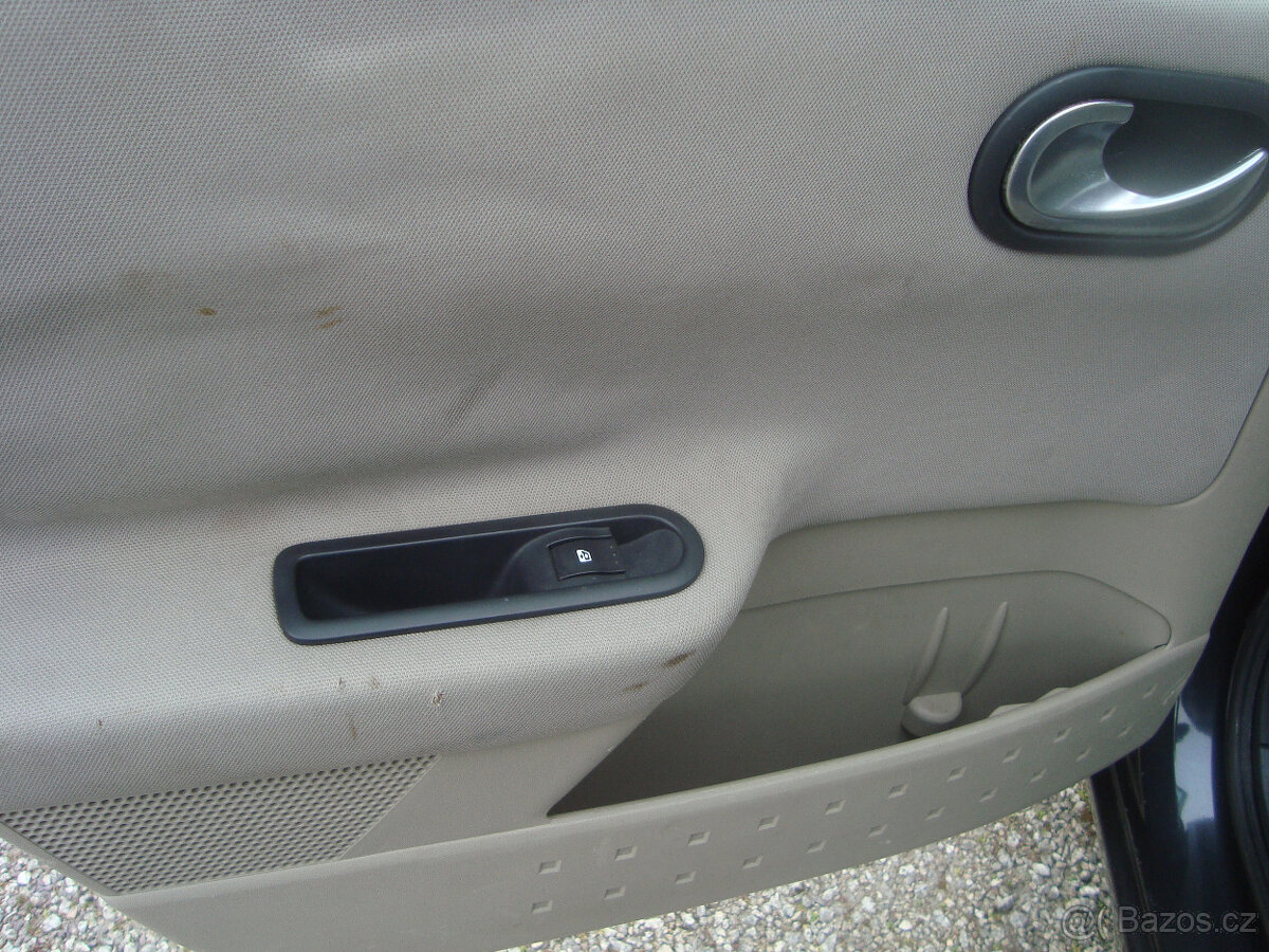 Renault Megane 1,5DCI - 6