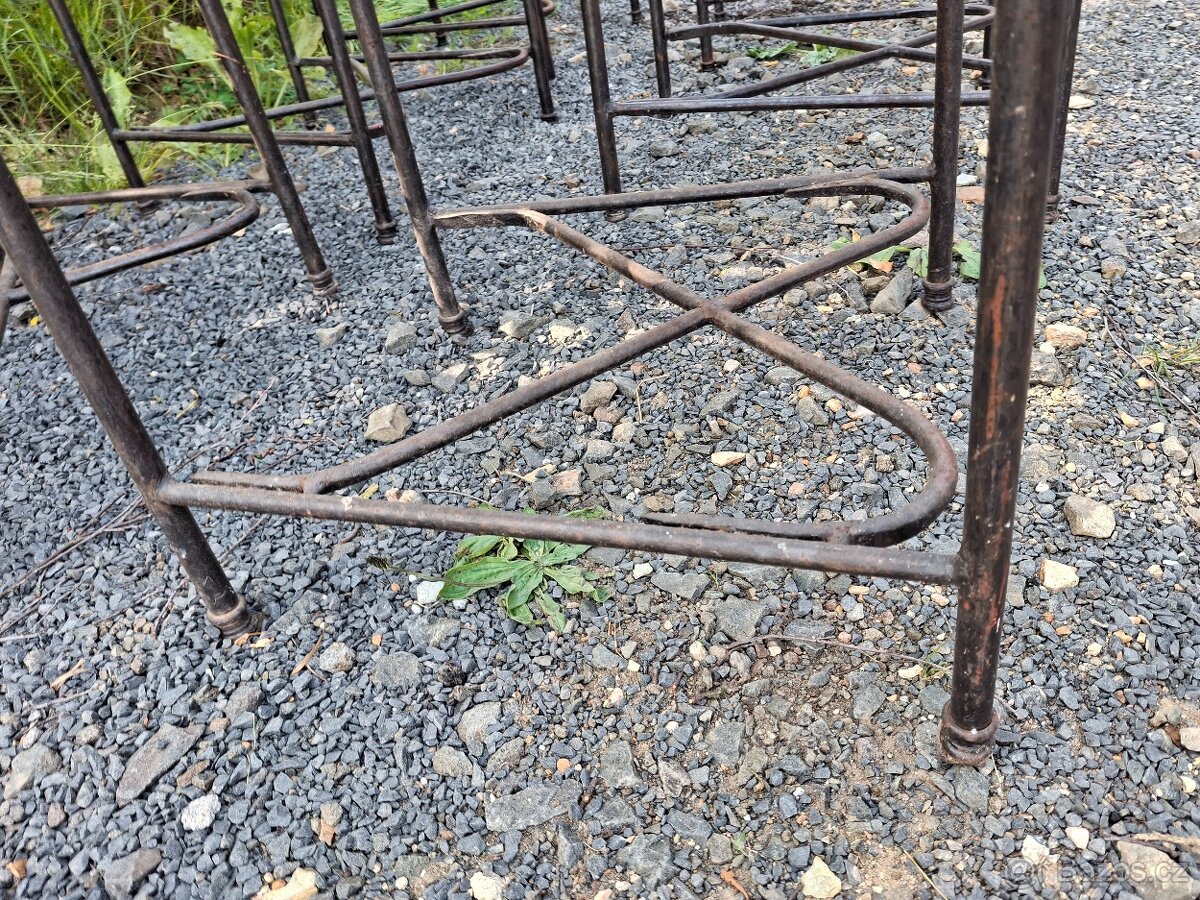 Kovarske zidle ocelove tezke 6x - 6